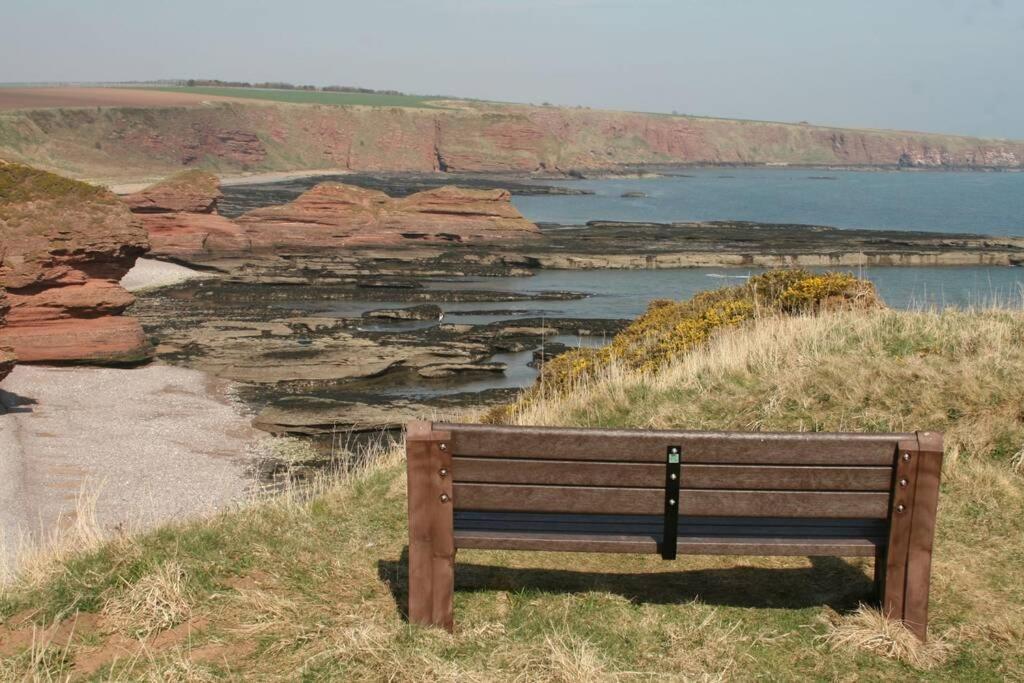 앵거스 Bell Rock View Arbroath 아파트 외부 사진